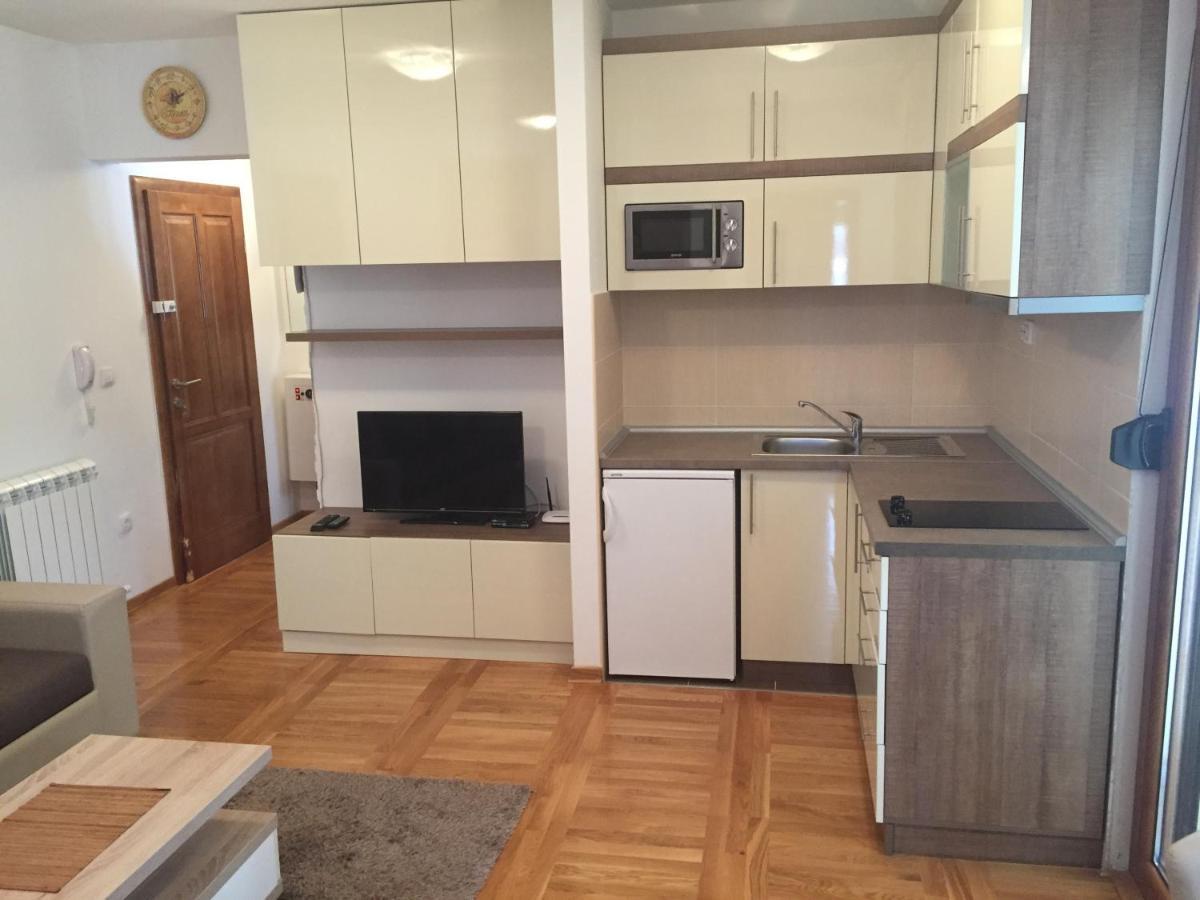 Nena Apartman ซลาตีบอร์ ภายนอก รูปภาพ