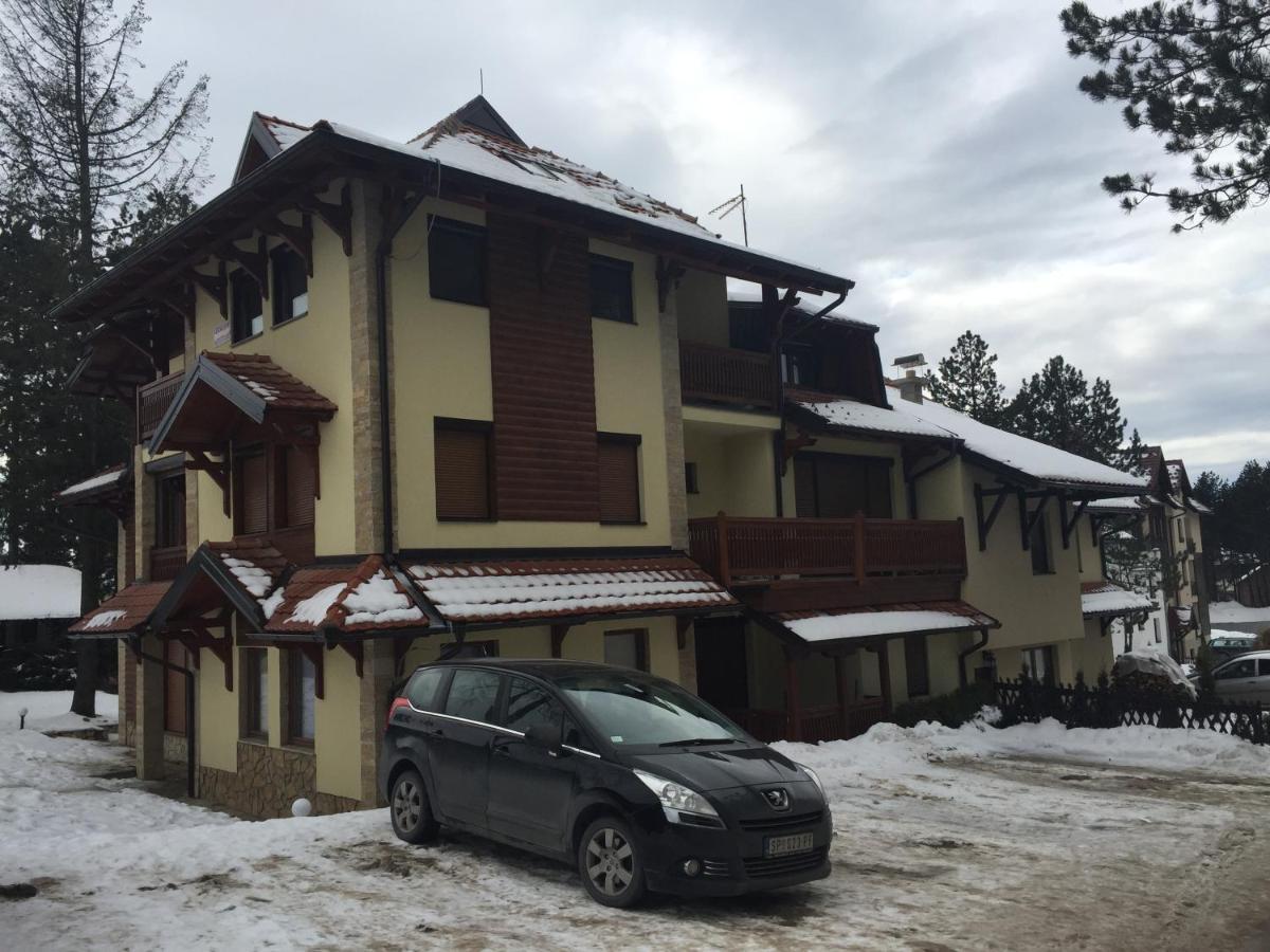 Nena Apartman ซลาตีบอร์ ภายนอก รูปภาพ